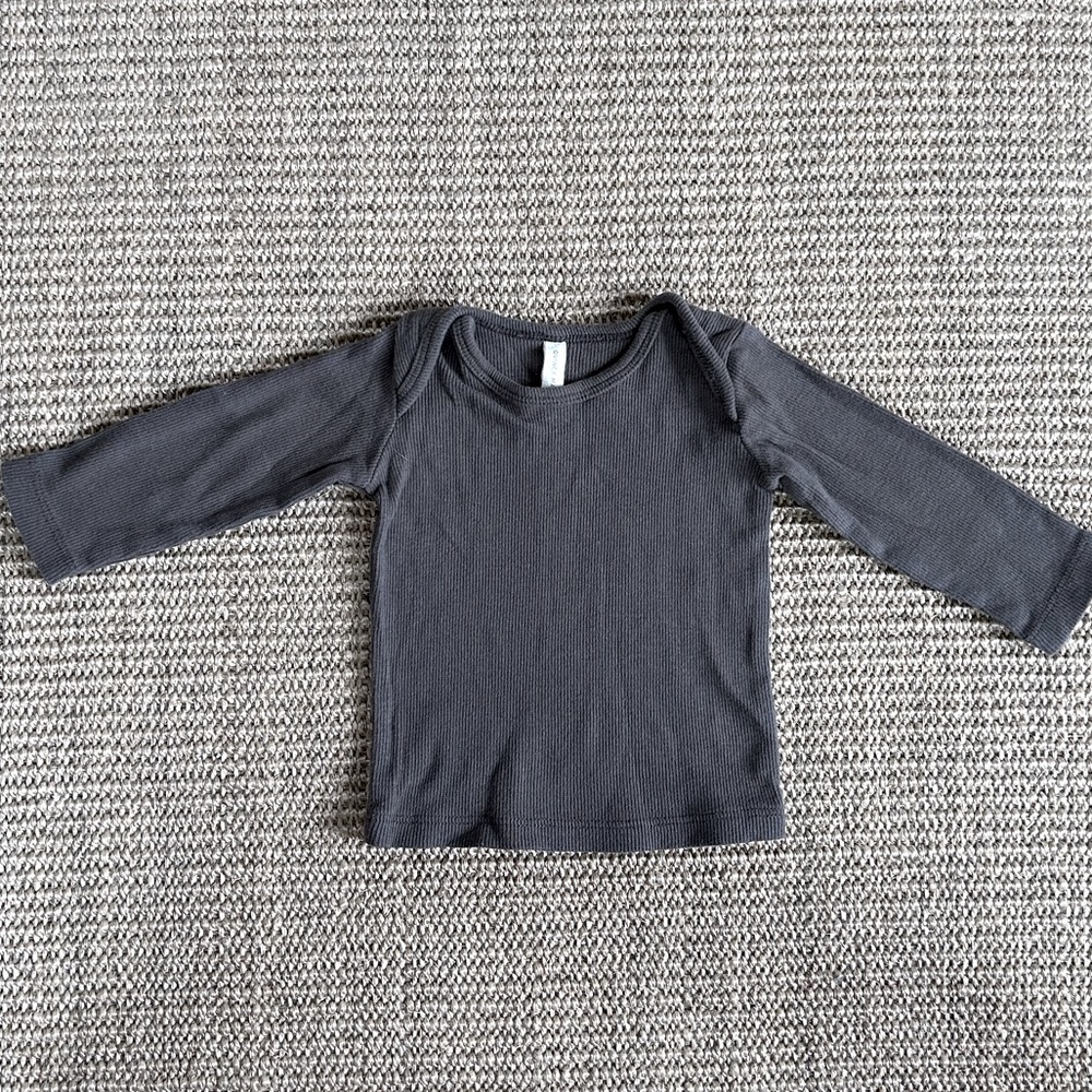 Quincy Mae ribbed top 3-6 months